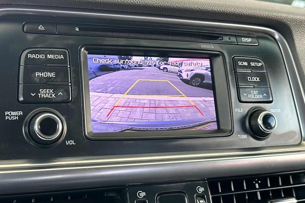 2016 Kia Optima EX photo 17