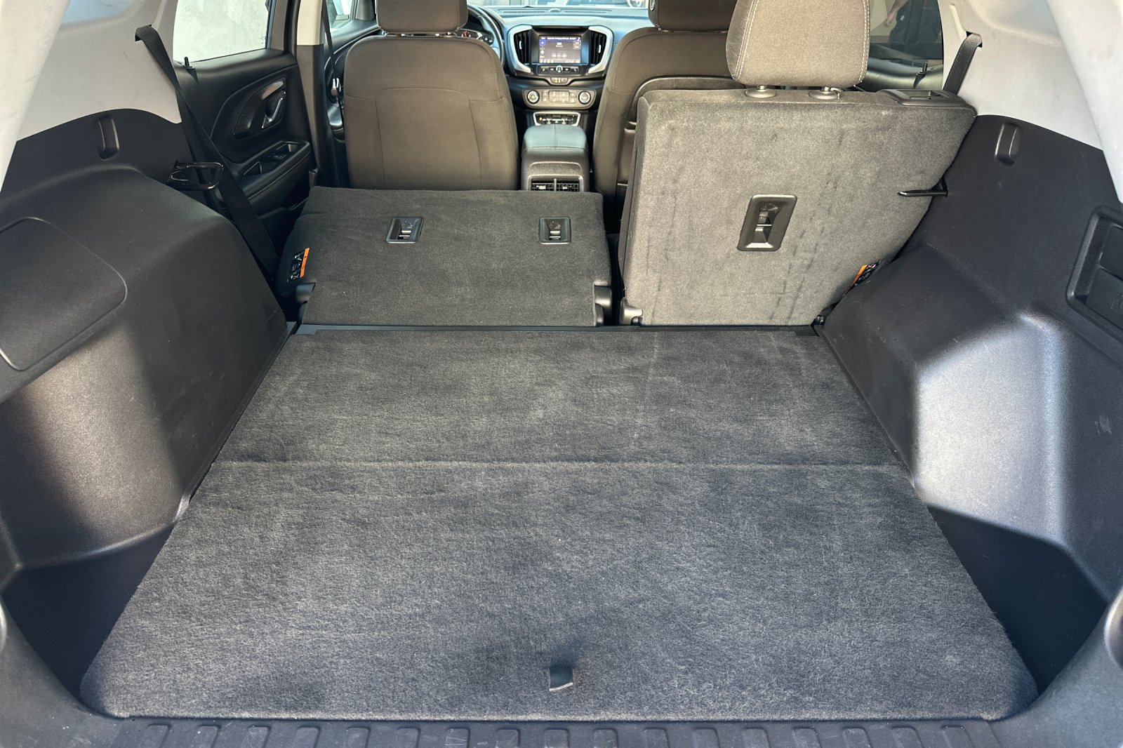 2024 GMC Terrain SLE - Photo 15