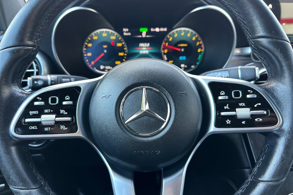 2020 Mercedes Benz GLC 350e photo 22