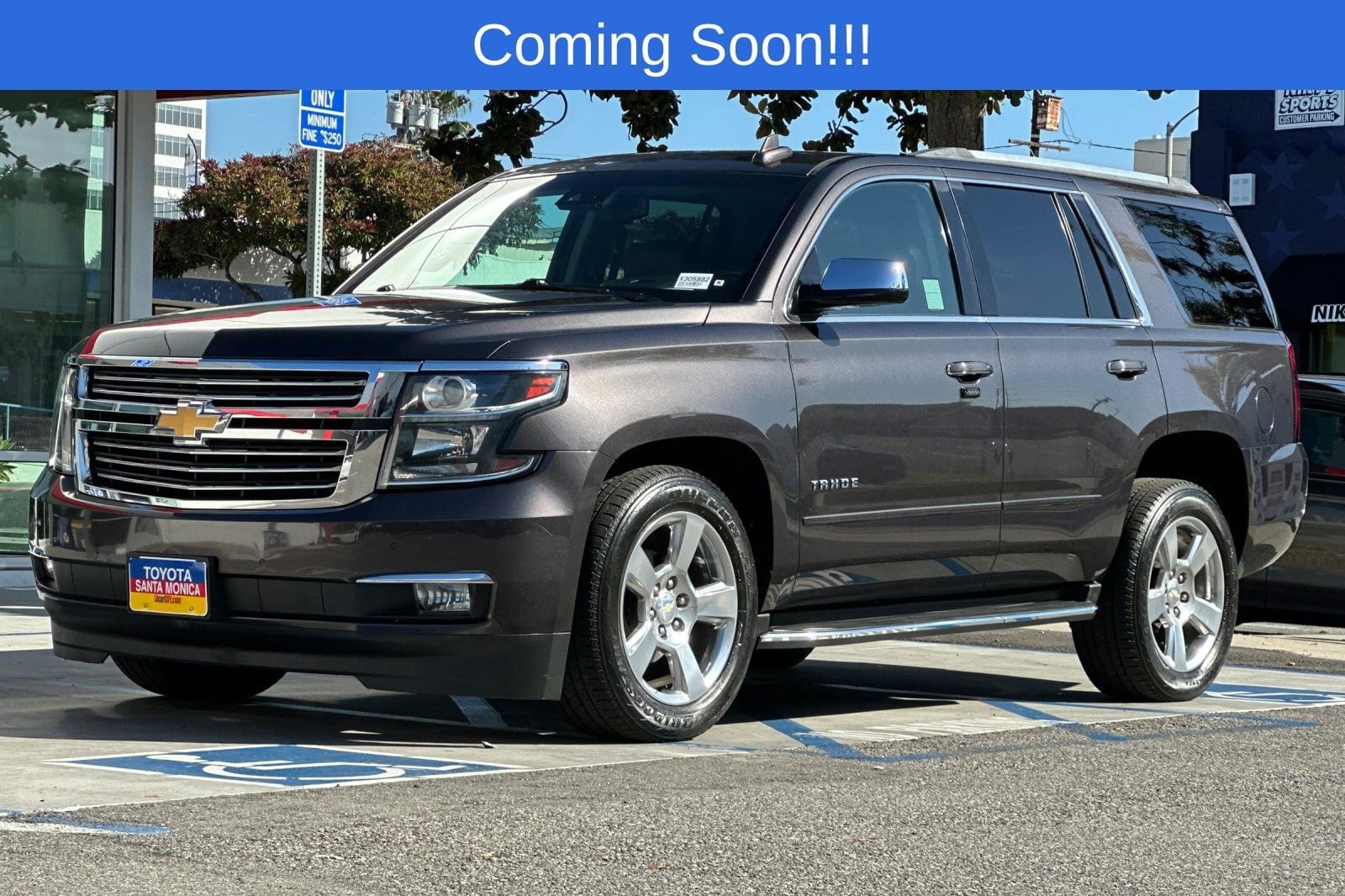 2018 Chevrolet Tahoe Premier photo 3