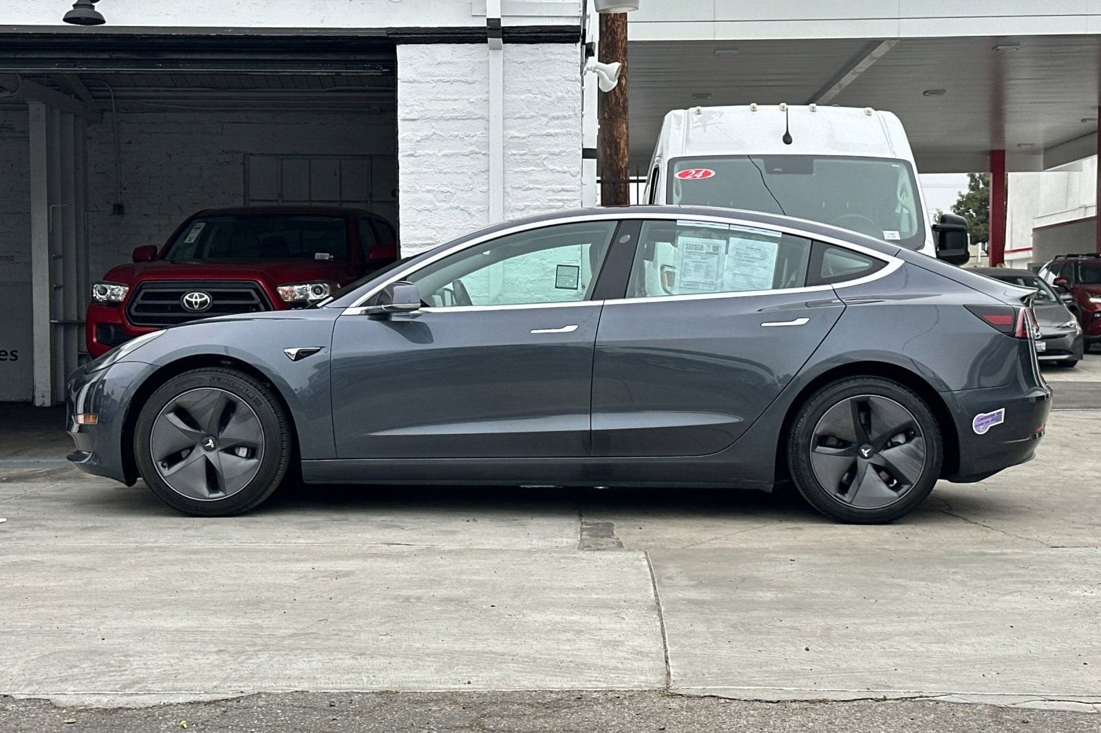 2018 Tesla Model 3 Long Range photo 6