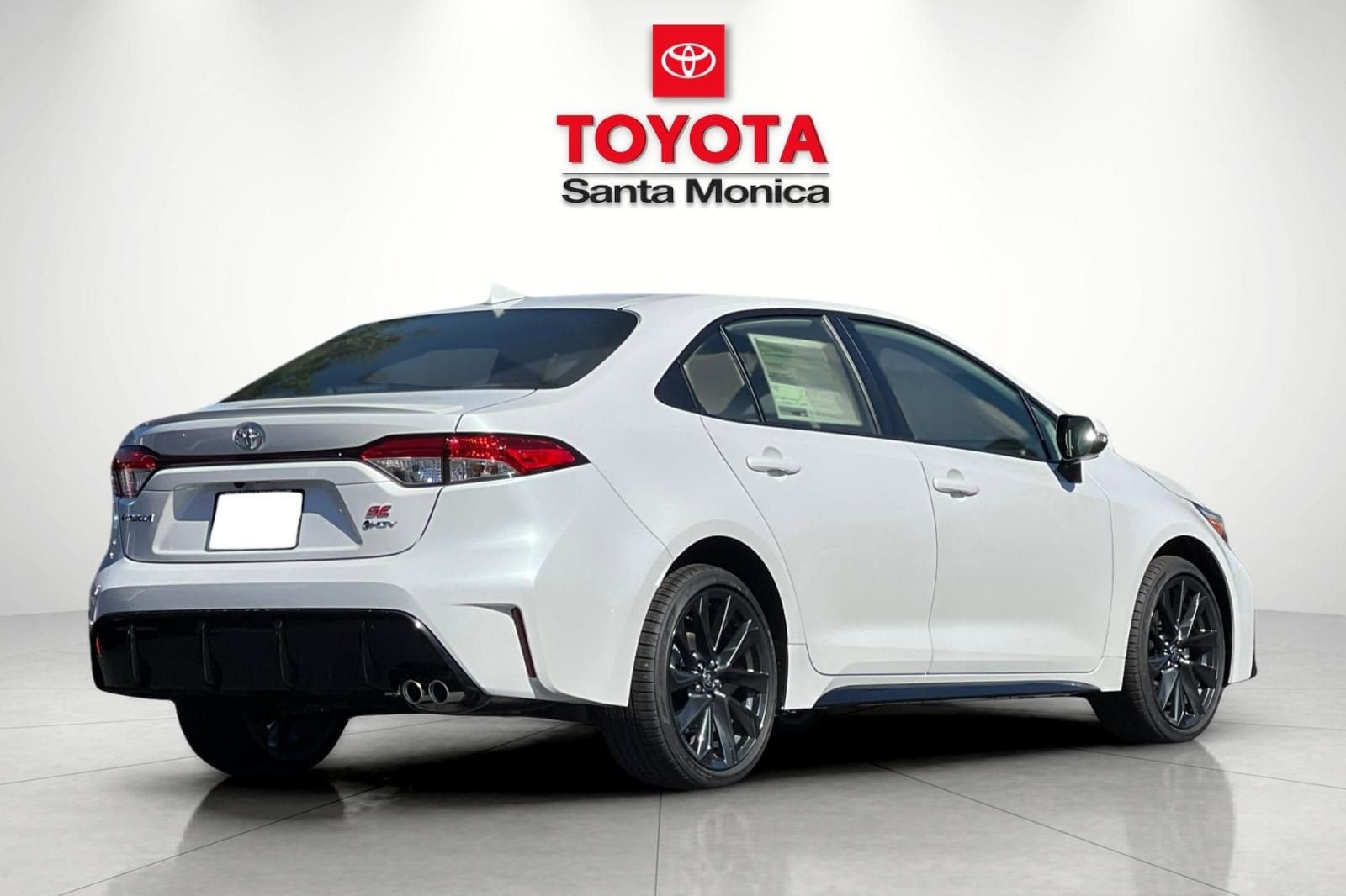 2026 Toyota Corolla Hybrid SE photo 2