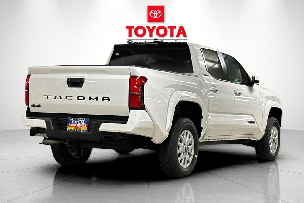 2025 Toyota Tacoma SR5 4x4 Double Cab photo 2