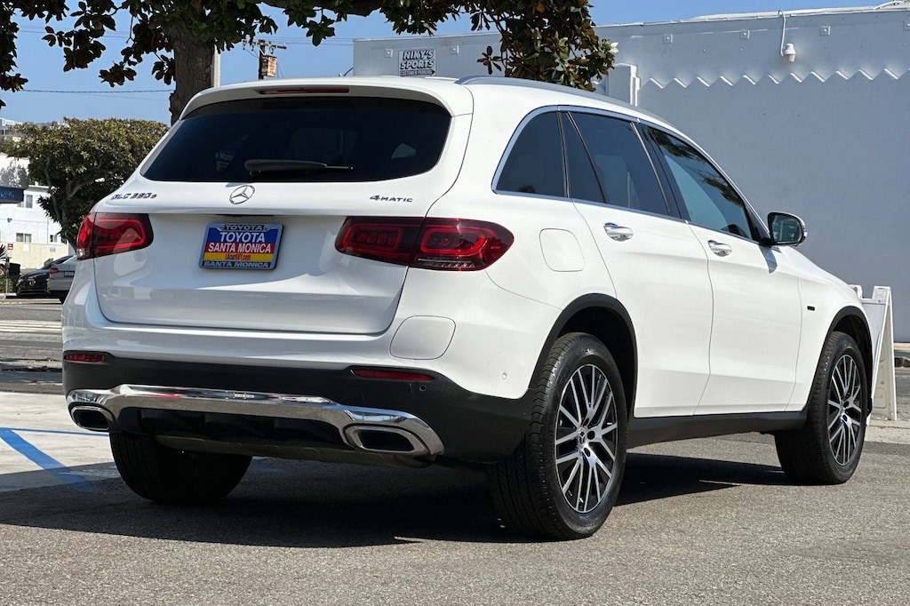 2020 Mercedes Benz GLC 350e photo 3