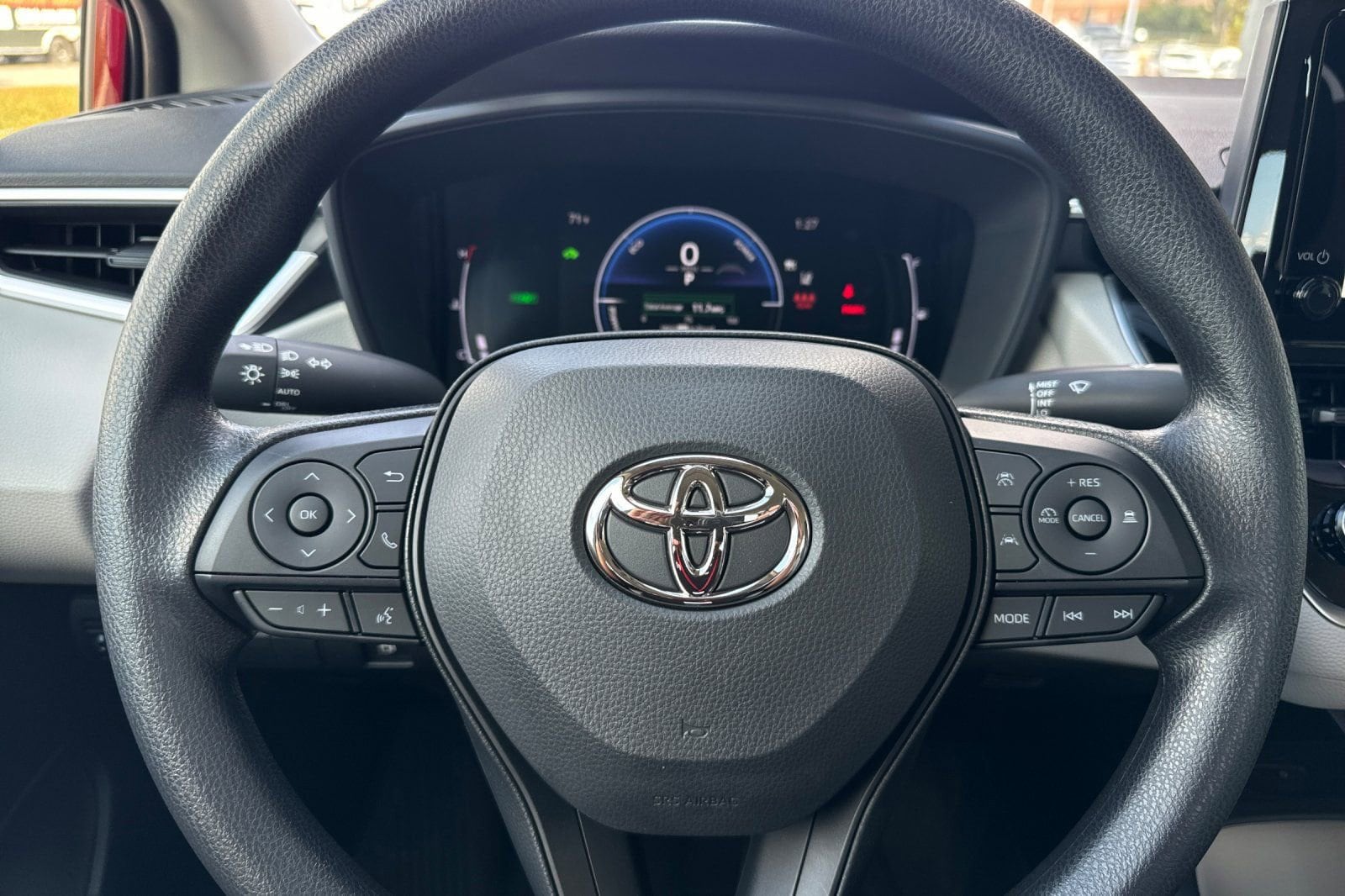 2026 Toyota Corolla LE - Photo 24