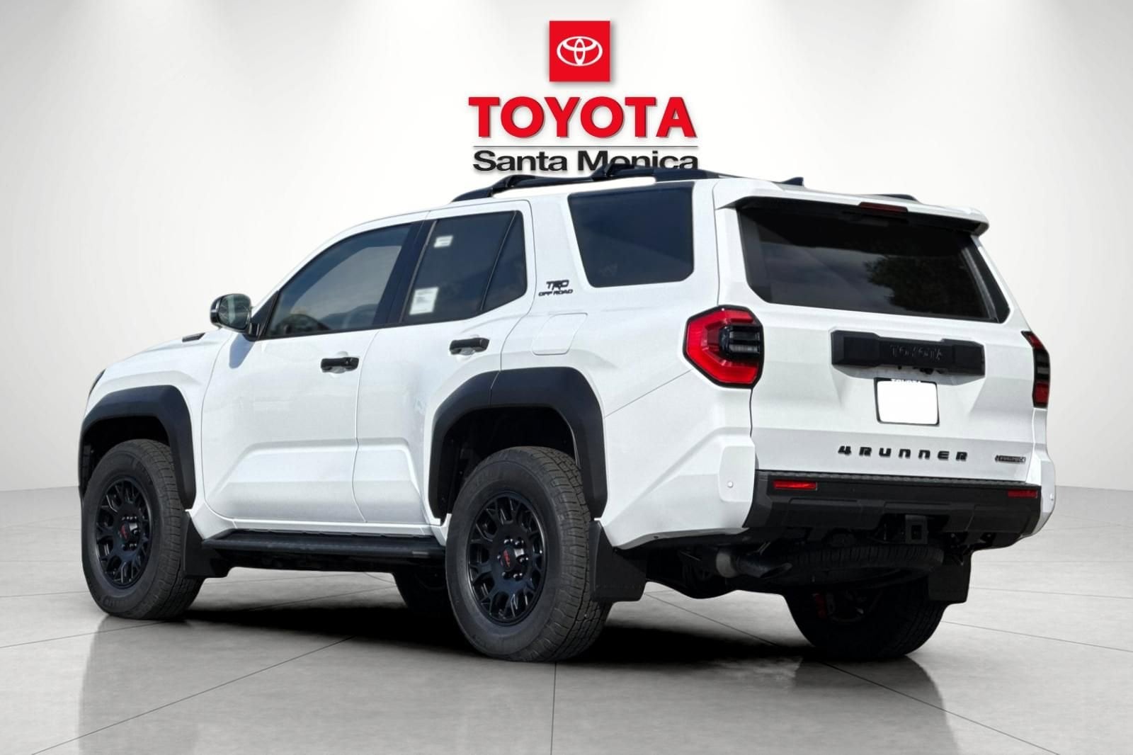 2026 Toyota 4Runner i-FORCE MAX TRD Off-Road Premium photo 4