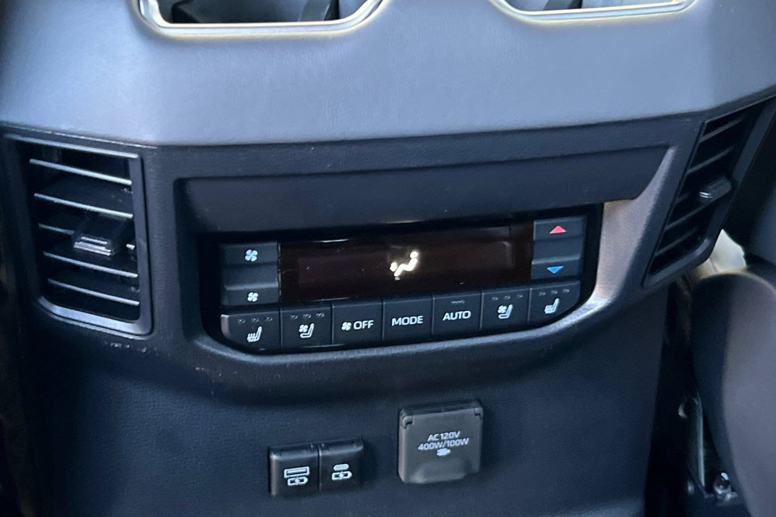 2026 Toyota Sequoia Platinum - Photo 14