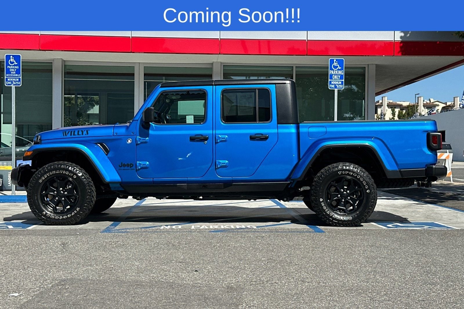 2022 Jeep Gladiator Willys photo 6