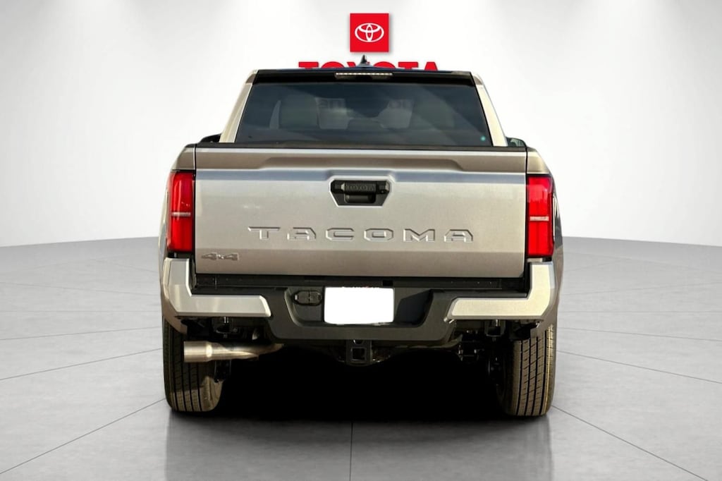New 2026 Toyota Tacoma SR5 4X4 DBL CAB LONG BED