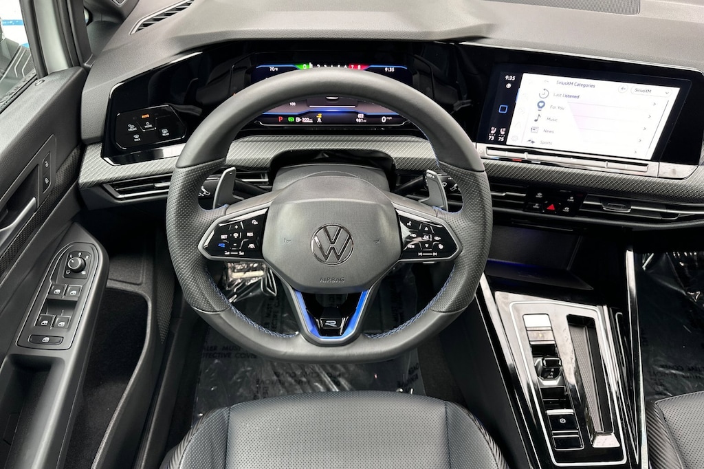 2024 Volkswagen Golf R photo 13