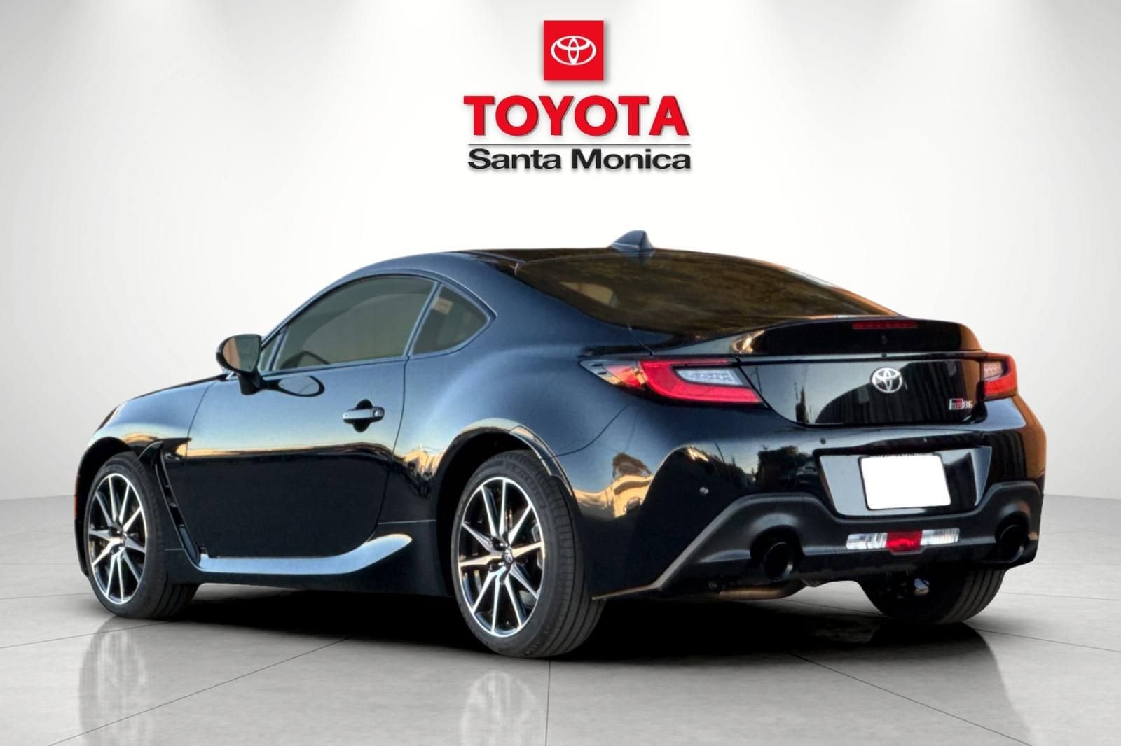 2026 Toyota GR86 AT photo 4