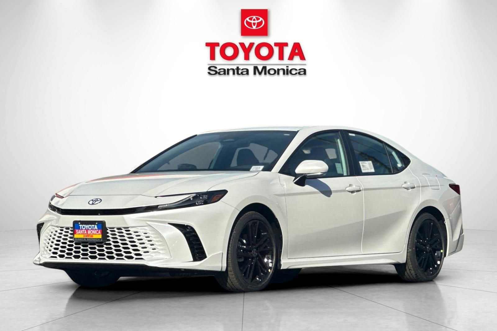 2026 Toyota Camry XSE AWD photo 5