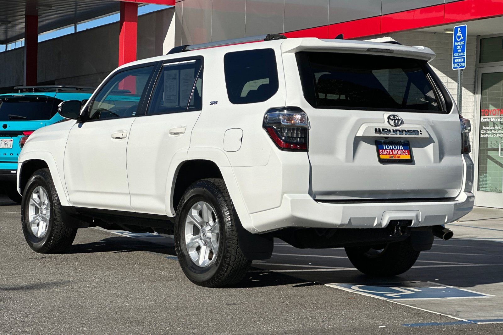 2024 Toyota 4Runner SR5 Premium photo 5