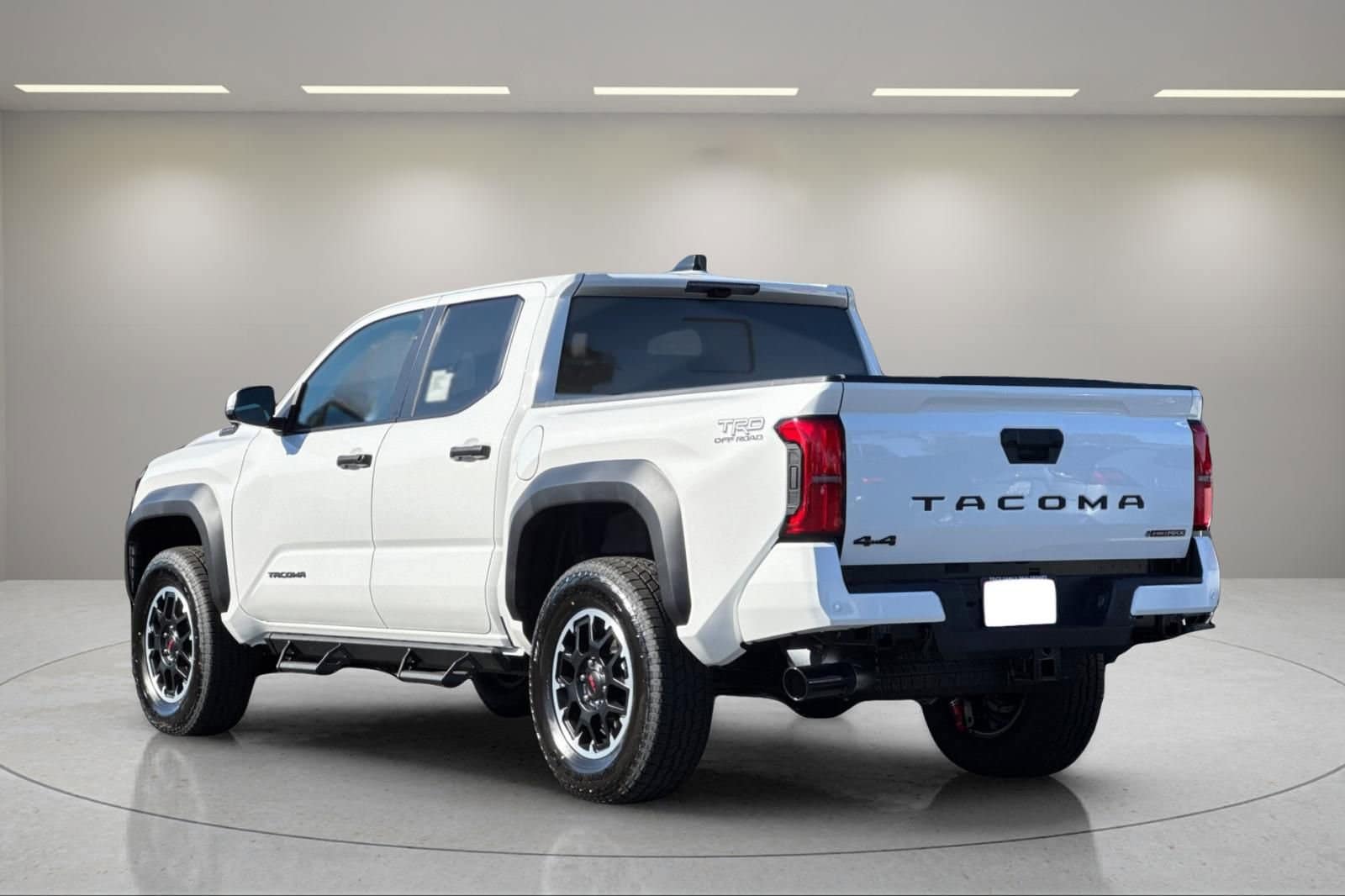 2025 Toyota Tacoma TRD Off Road - Photo 5