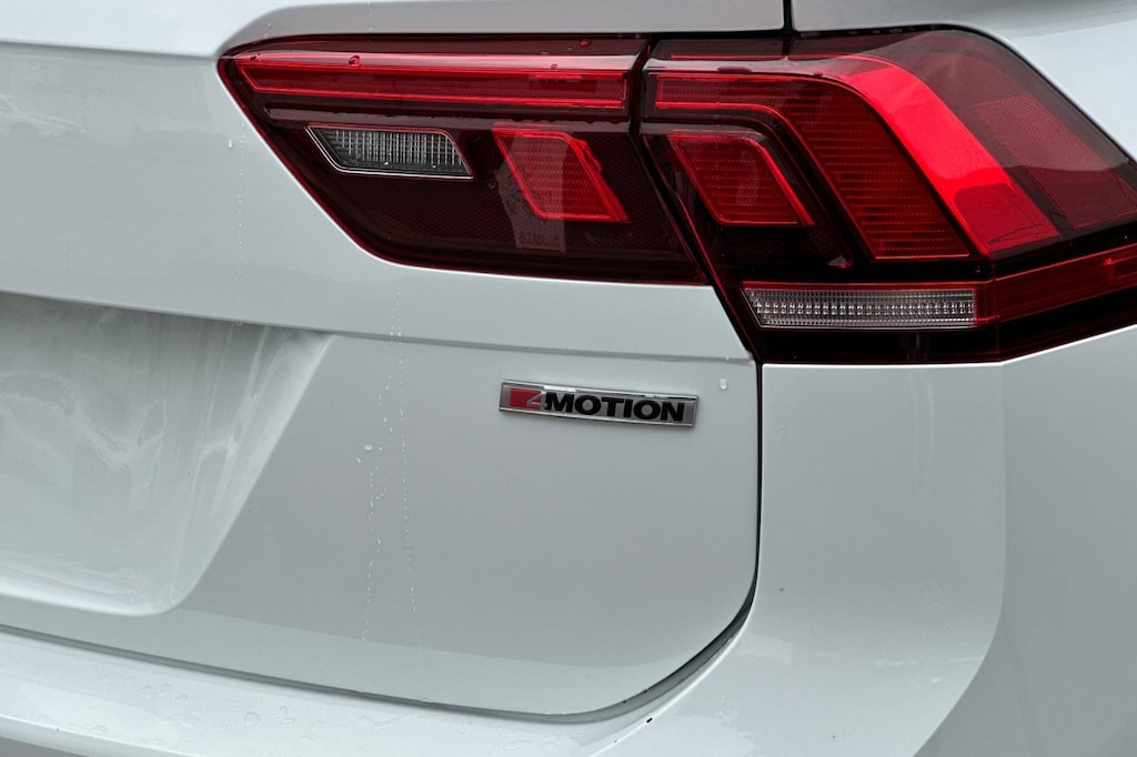 2019 Volkswagen Tiguan SE photo 21