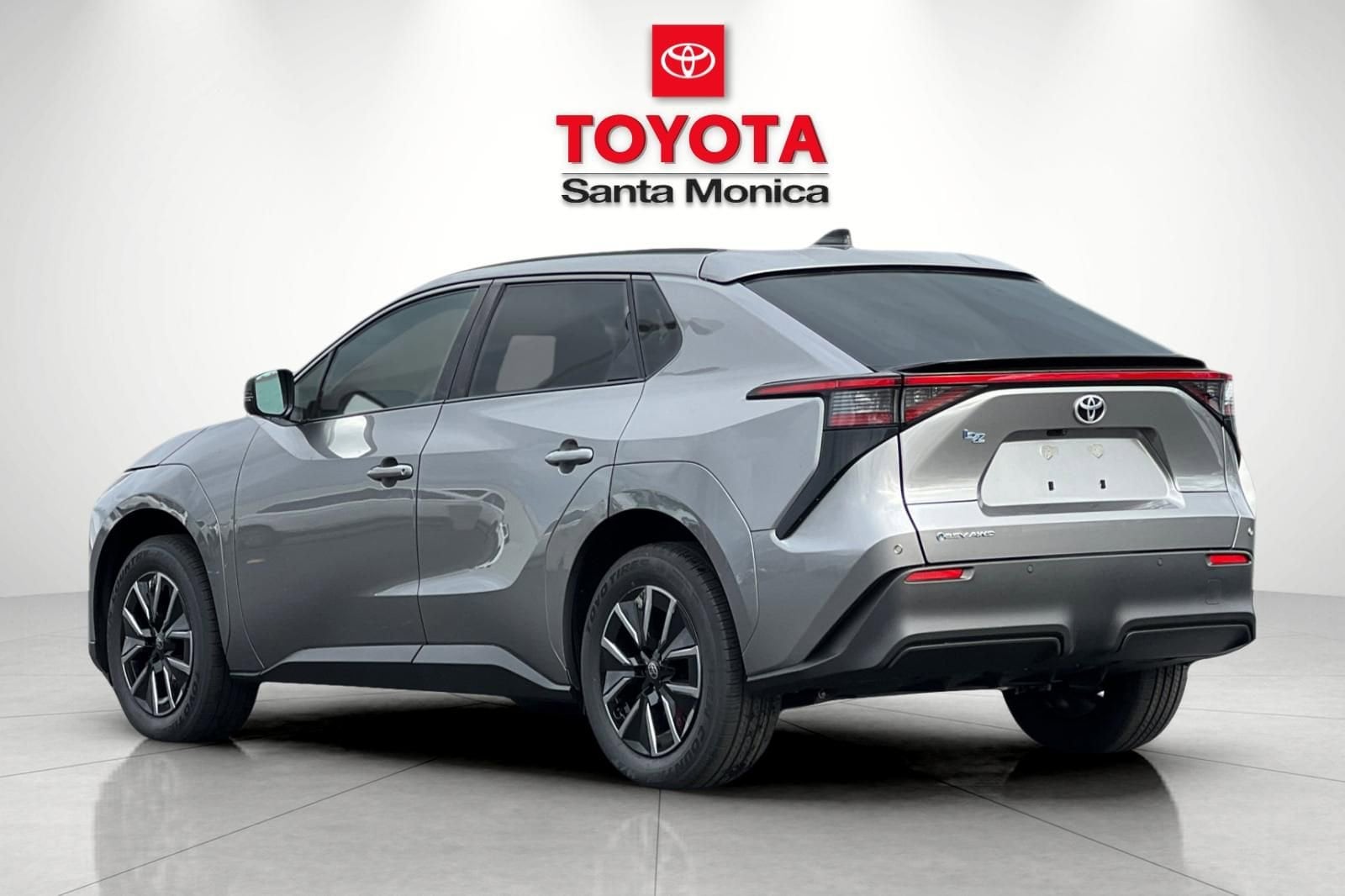 2026 Toyota bZ XLE photo 4