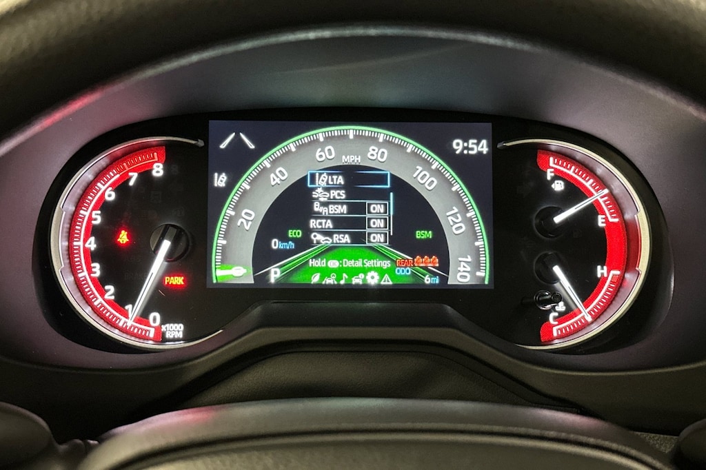 2025 Toyota RAV4 XLE photo 26