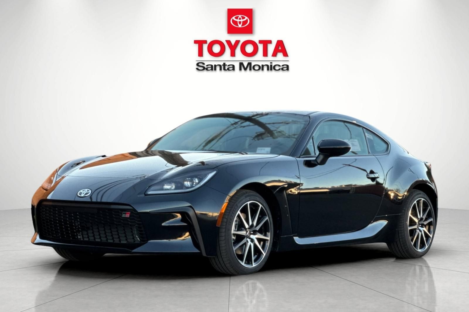 2026 Toyota GR86 AT photo 5