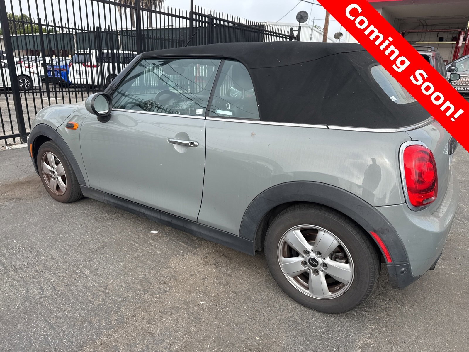 2019 Mini Cooper Convertible photo 2