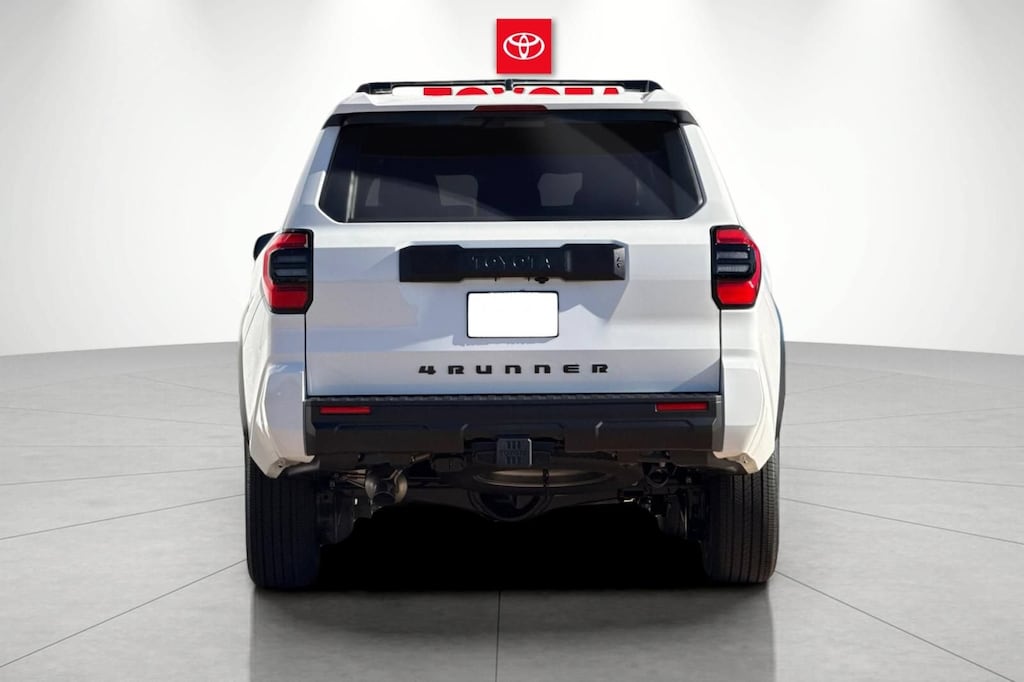 New 2026 Toyota 4Runner SR5 4WD SR5