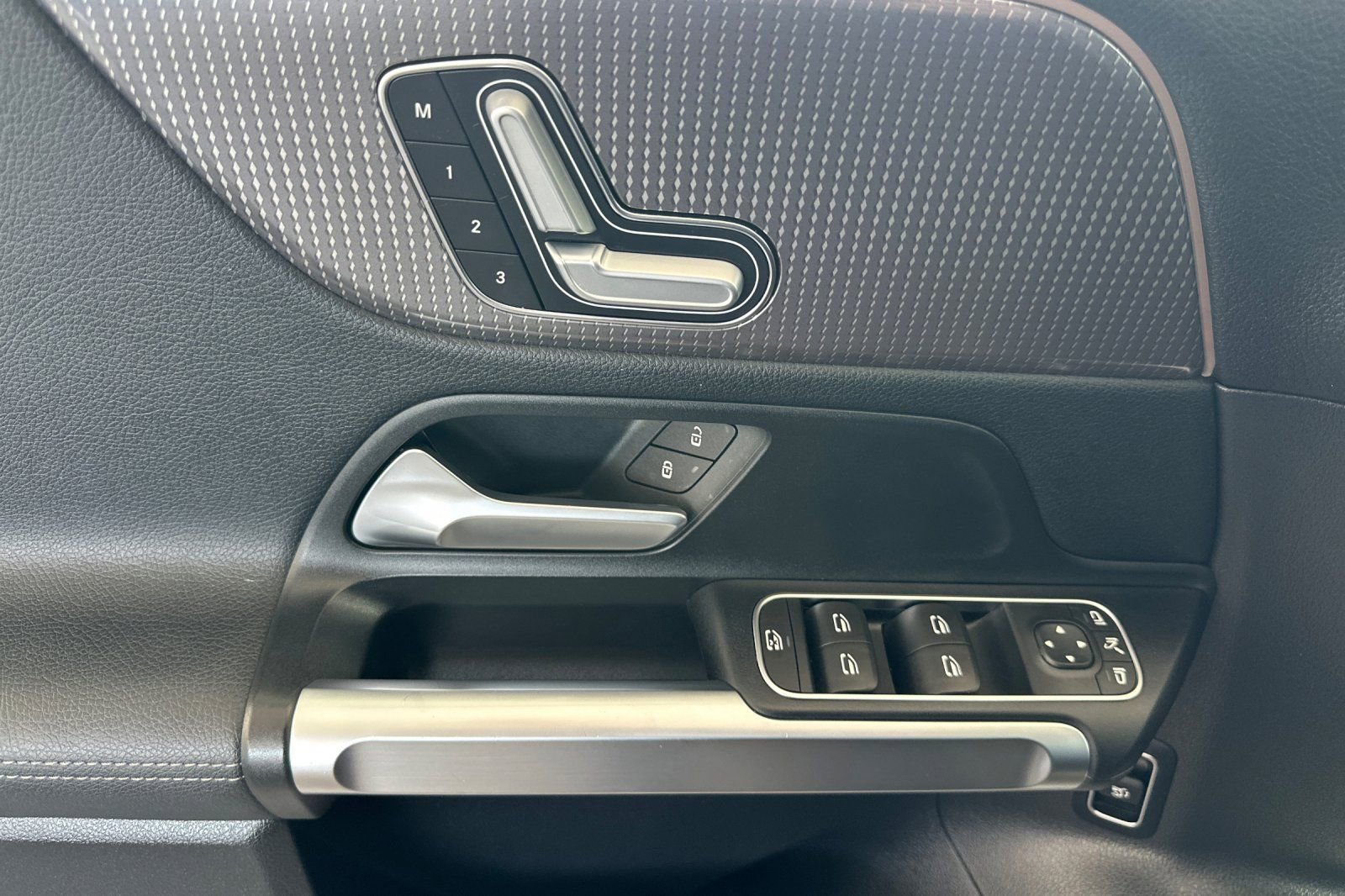 2023 Mercedes-Benz EQB Base - Photo 11