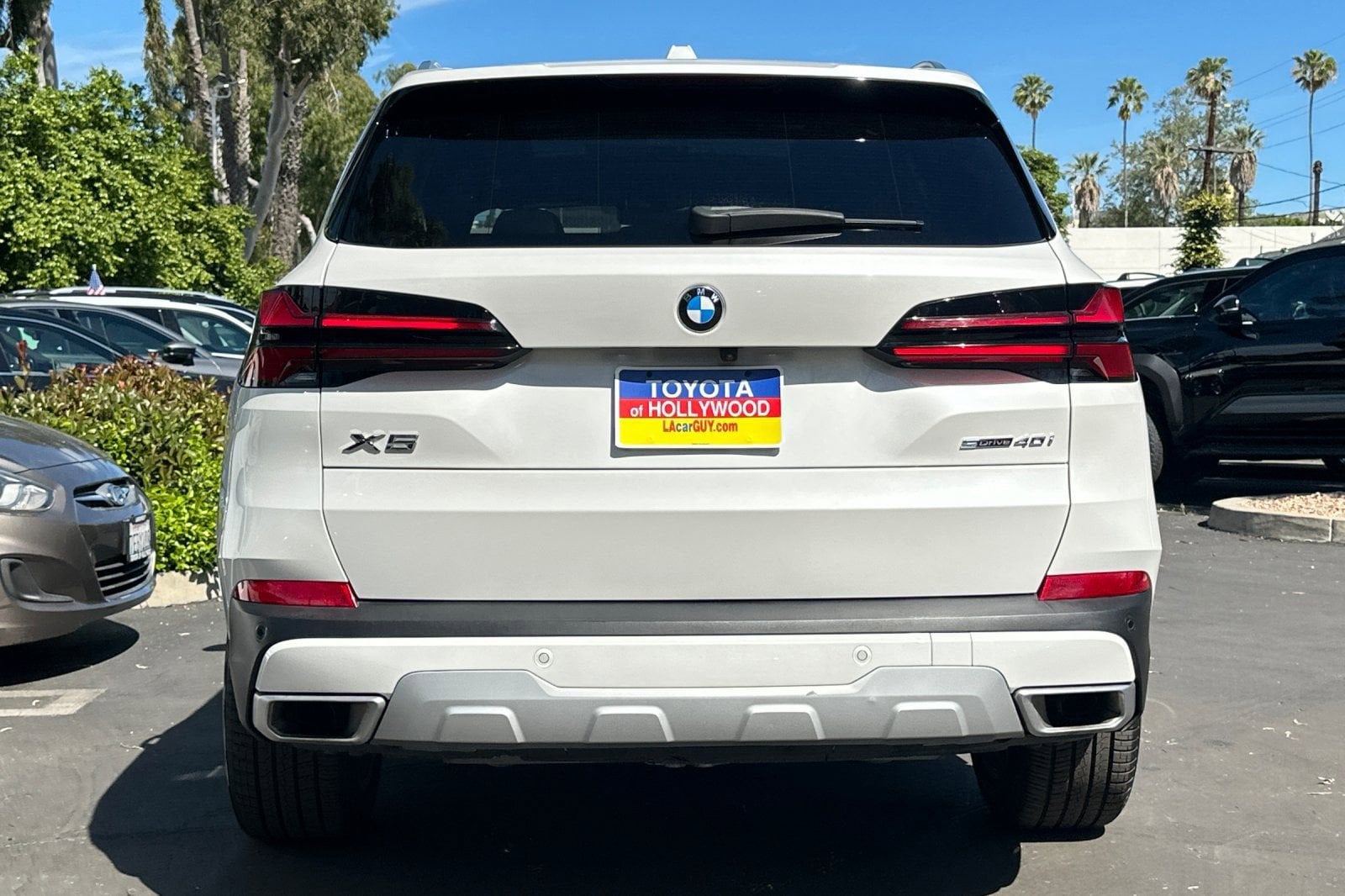2025 BMW X5 sDrive40i photo 2