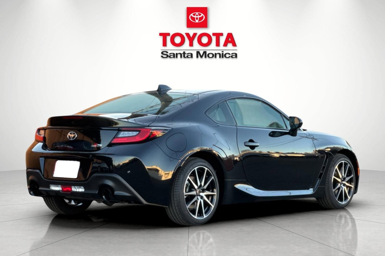 2026 Toyota GR86 AT photo 2