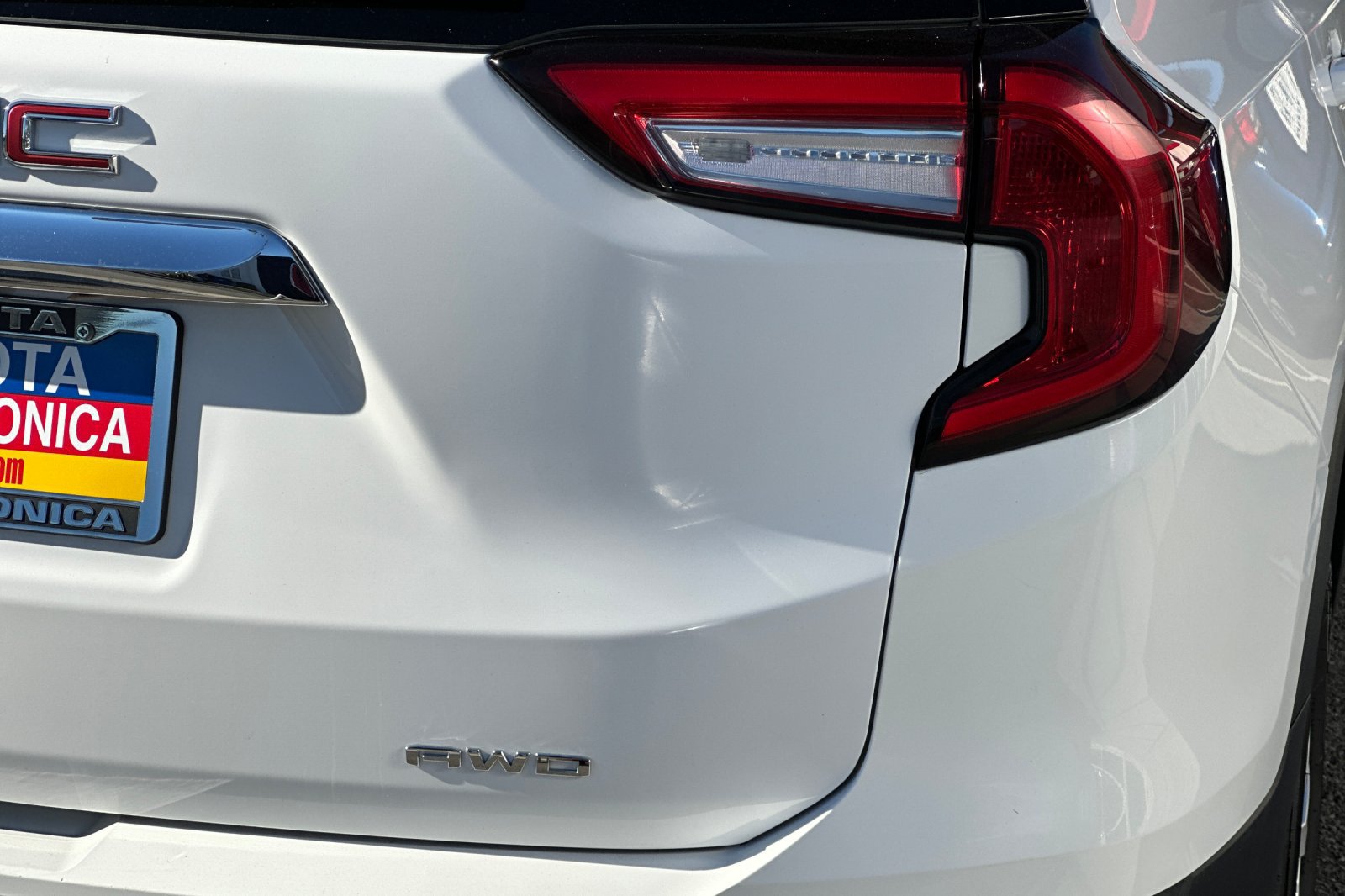 2024 GMC Terrain SLE - Photo 26