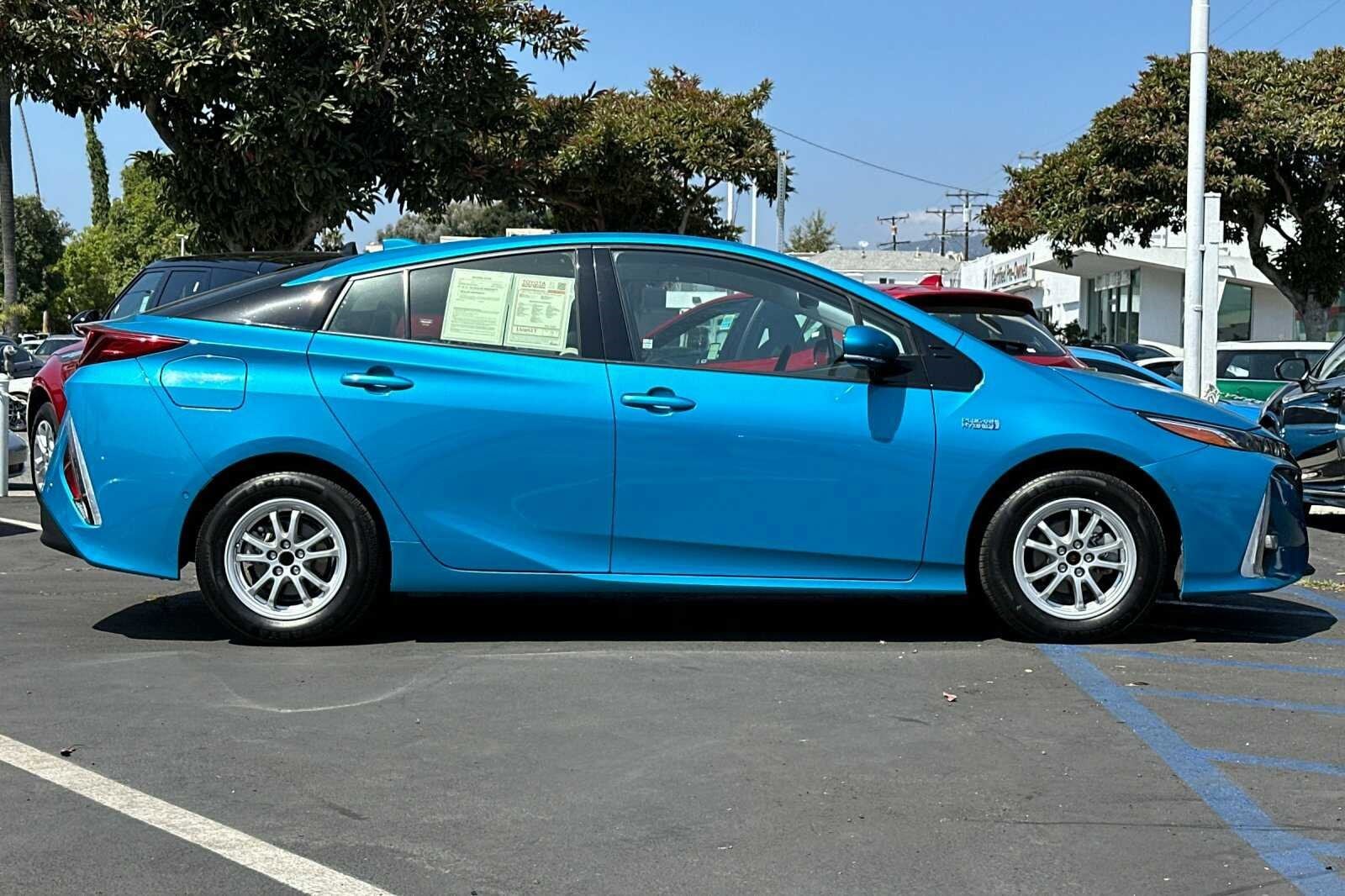 Used 2017 Toyota Prius Prime Advanced with VIN JTDKARFP3H3033258 for sale in Santa Monica, CA