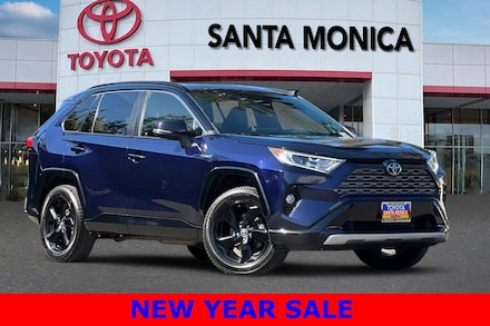 2019 Toyota RAV4 Hybrid XSE SUV