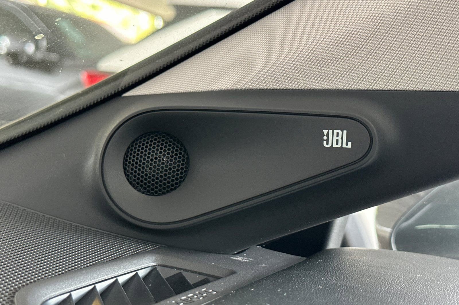 2025 Toyota Mirai XLE - Photo 20
