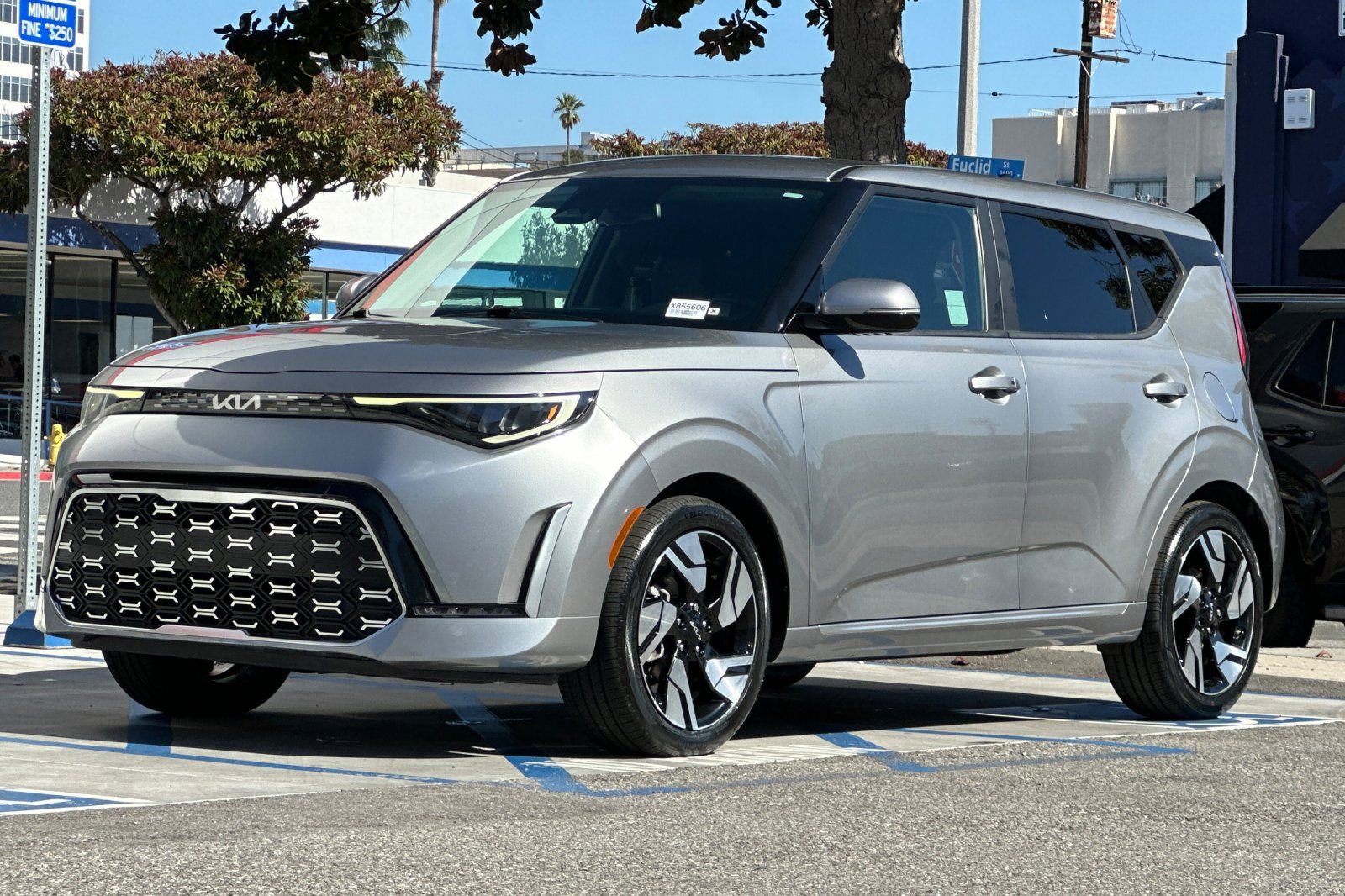 2023 Kia Soul GT-Line photo 3