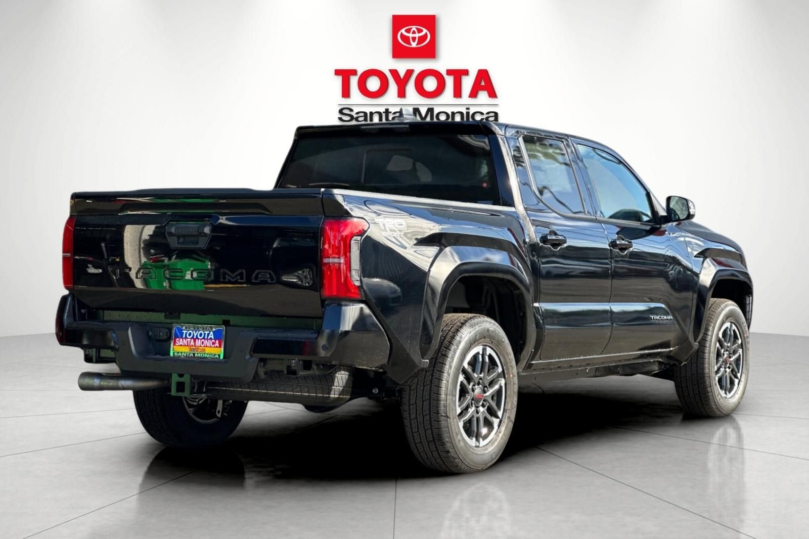 2026 Toyota Tacoma TRD Sport photo 2