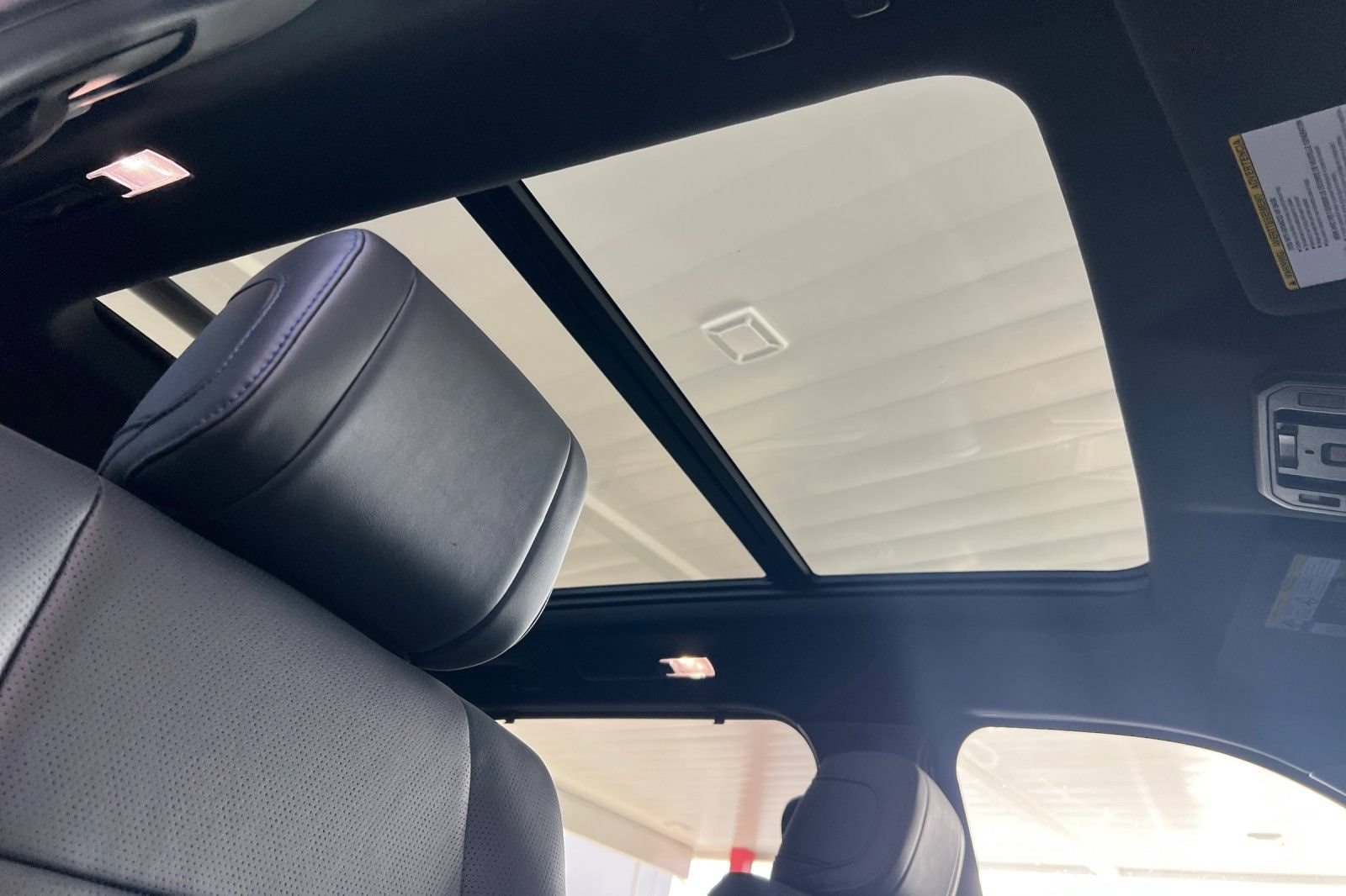 2026 Toyota Sequoia Platinum - Photo 19