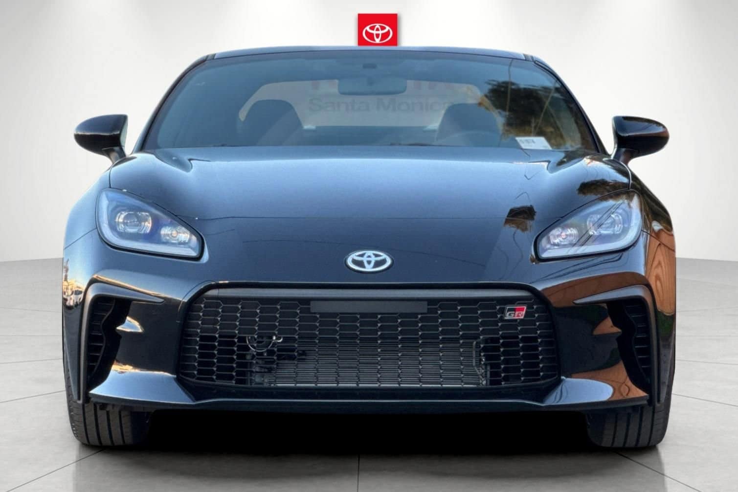 2026 Toyota GR86 AT photo 6