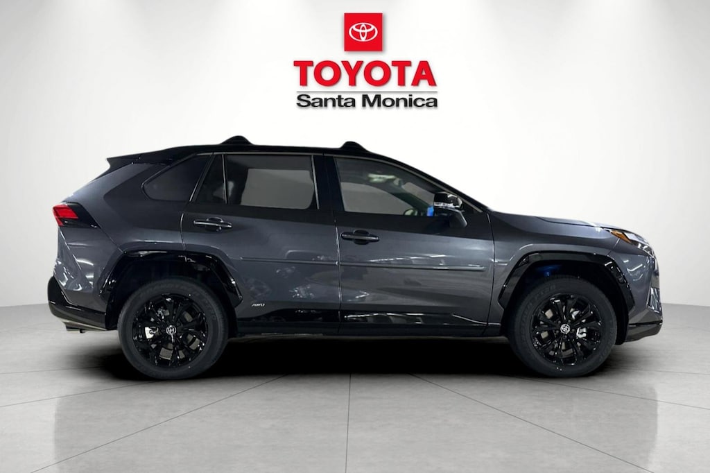 2025 Toyota RAV4 Hybrid XSE photo 2