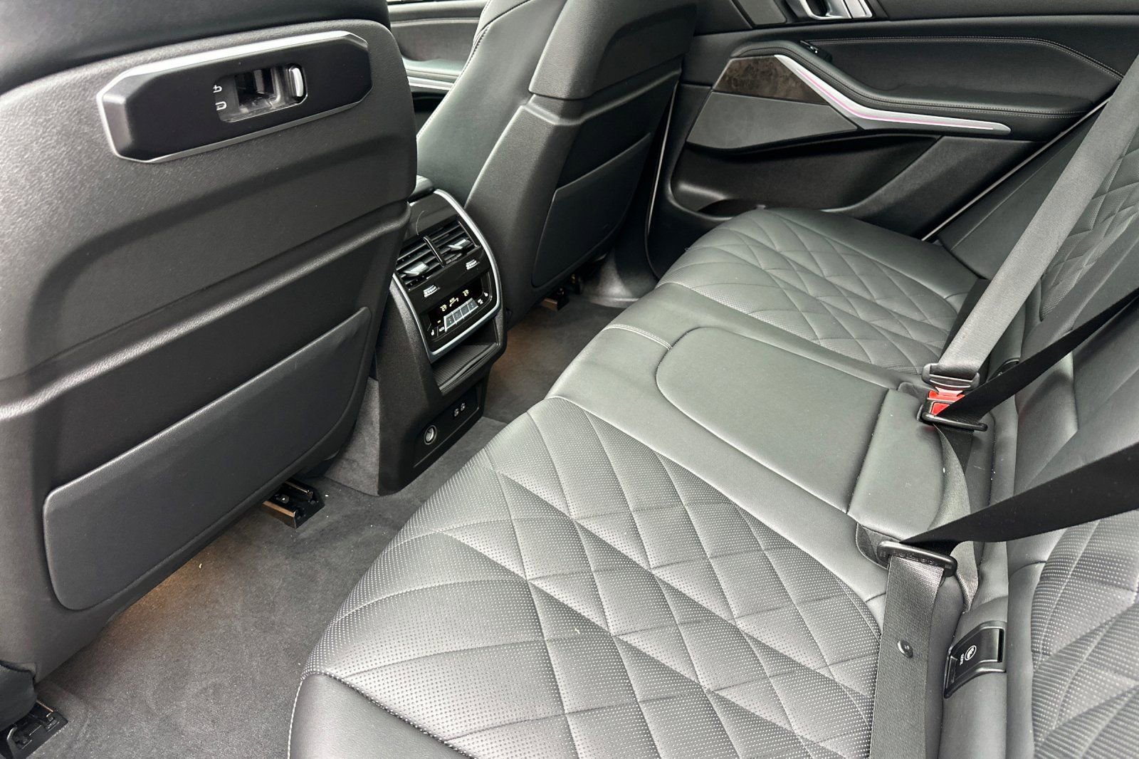 2025 BMW X5 40i - Photo 11