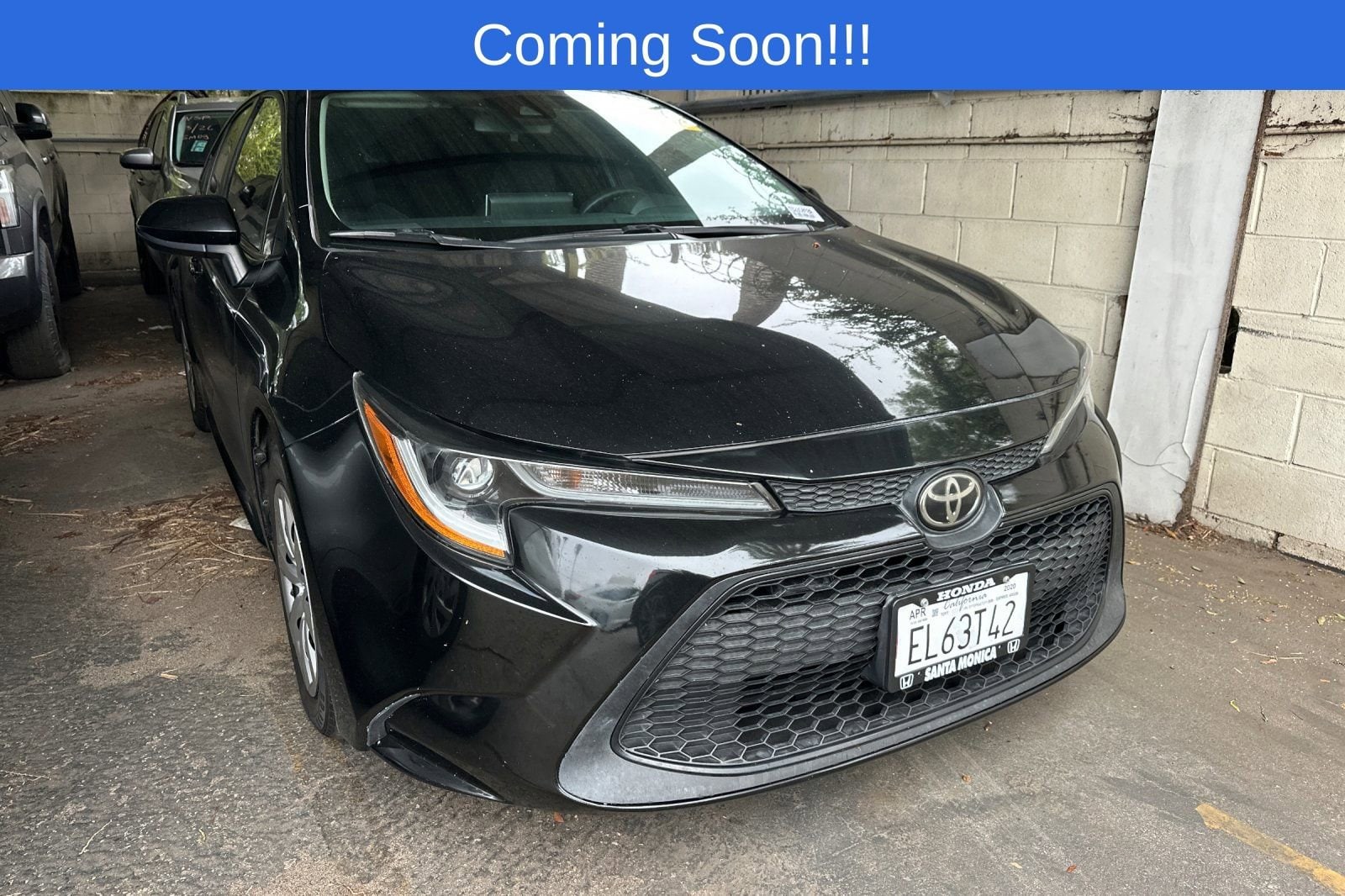 2020 Toyota Corolla LE photo 2