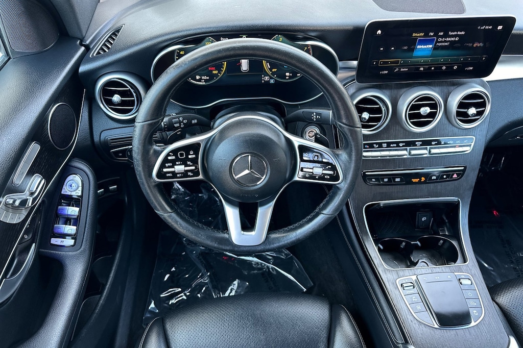 2020 Mercedes Benz GLC 350e photo 13