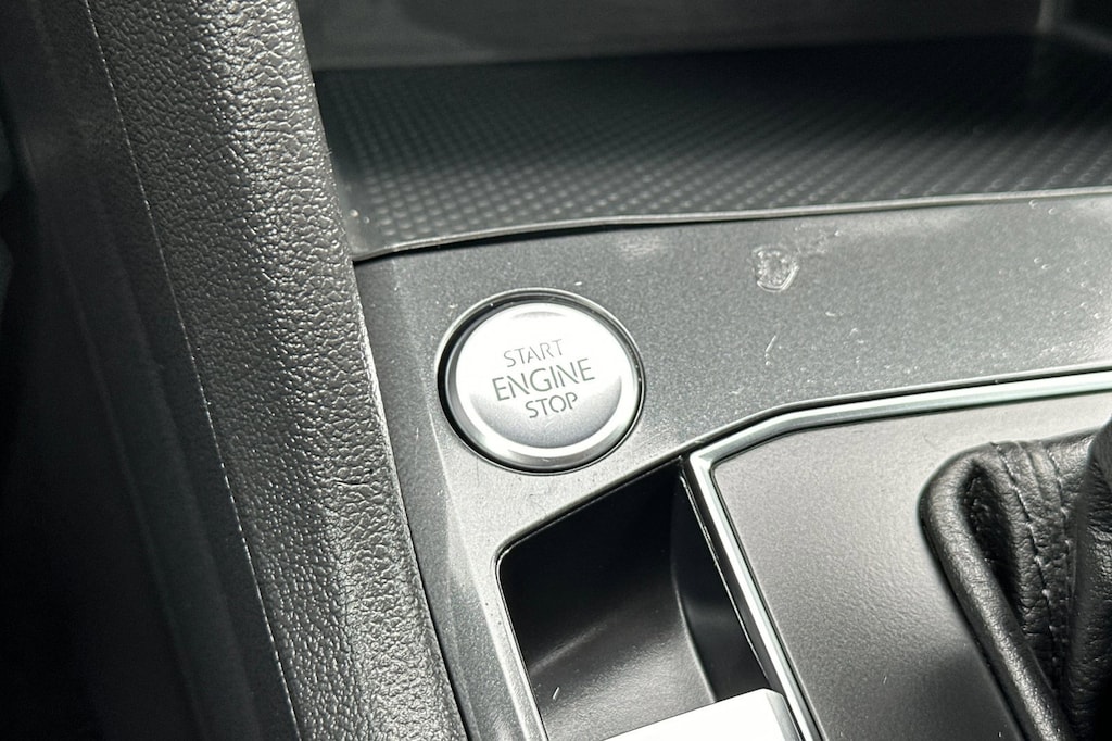 2019 Volkswagen Tiguan SE photo 17