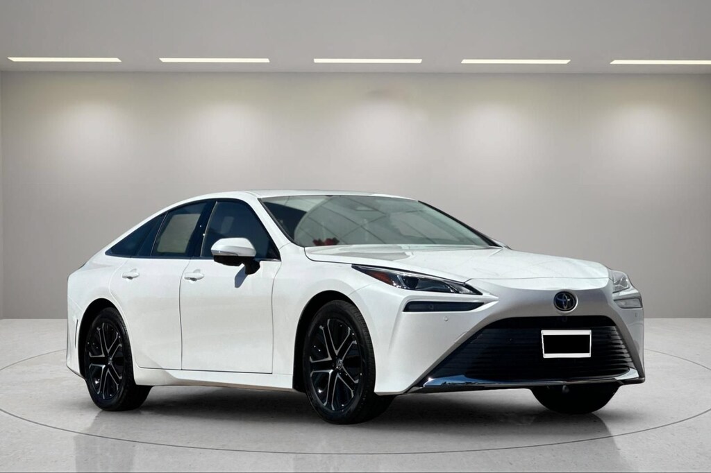 New 2026 Toyota Mirai 4-DOOR SEDAN