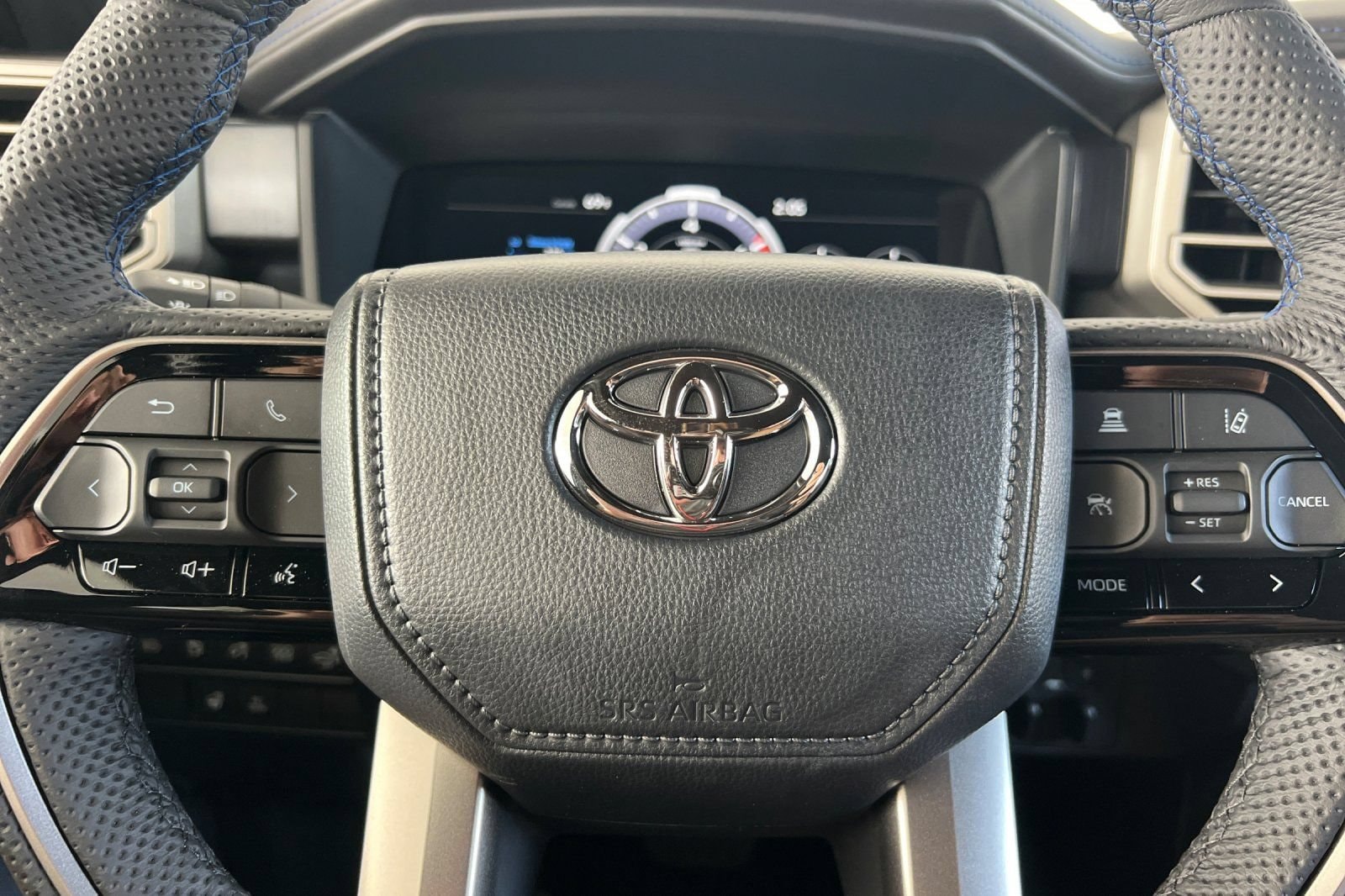 2026 Toyota Sequoia Platinum - Photo 25
