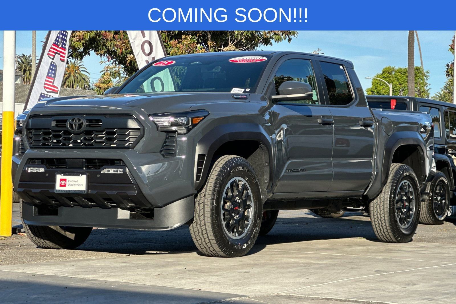 2025 Toyota Tacoma i-FORCE MAX TRD Off Road photo 3