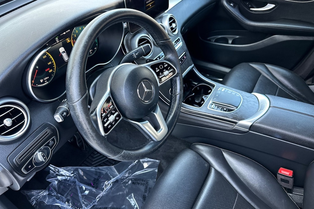 2020 Mercedes Benz GLC 350e photo 8