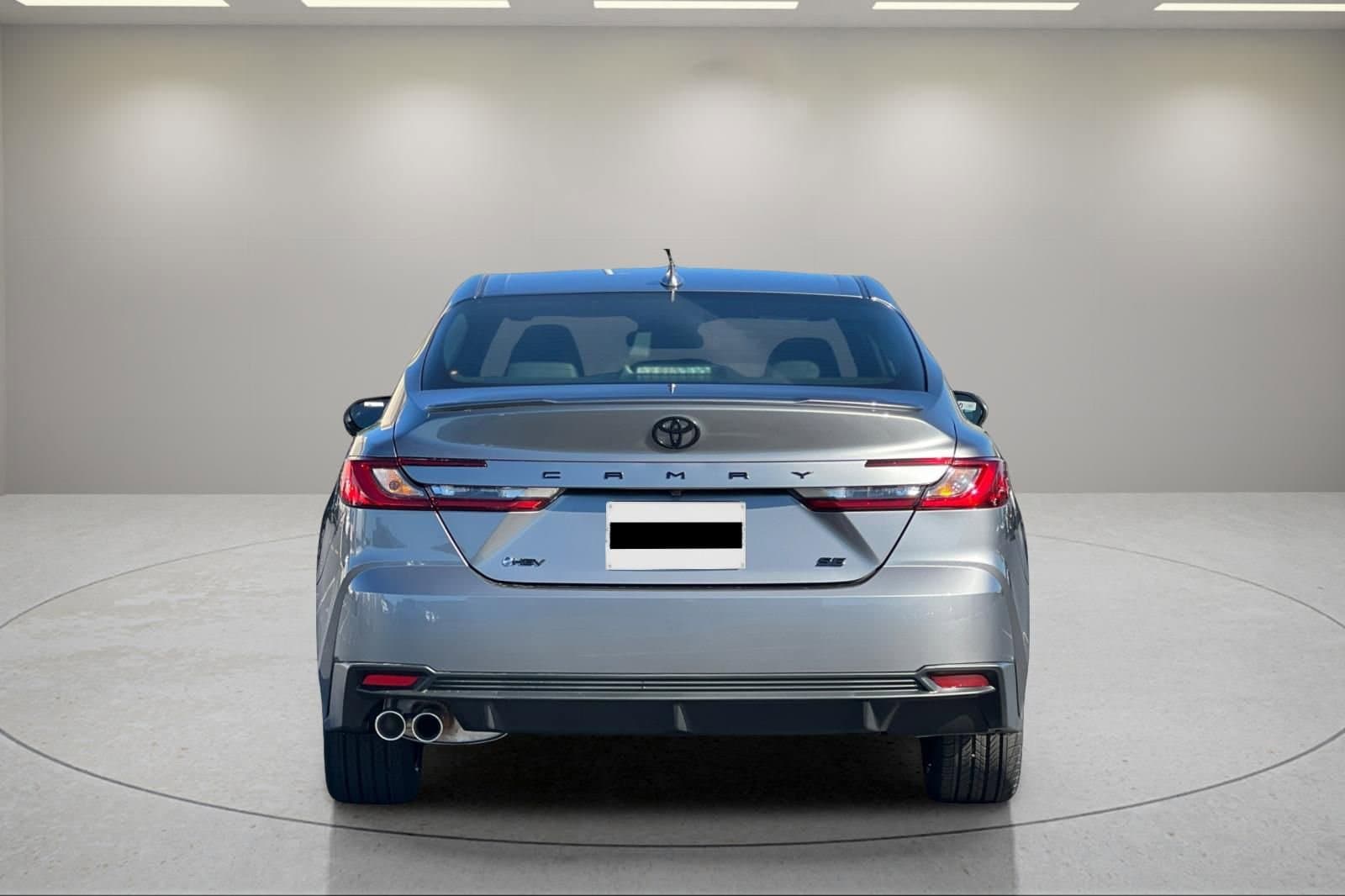 2026 Toyota Camry SE photo 4