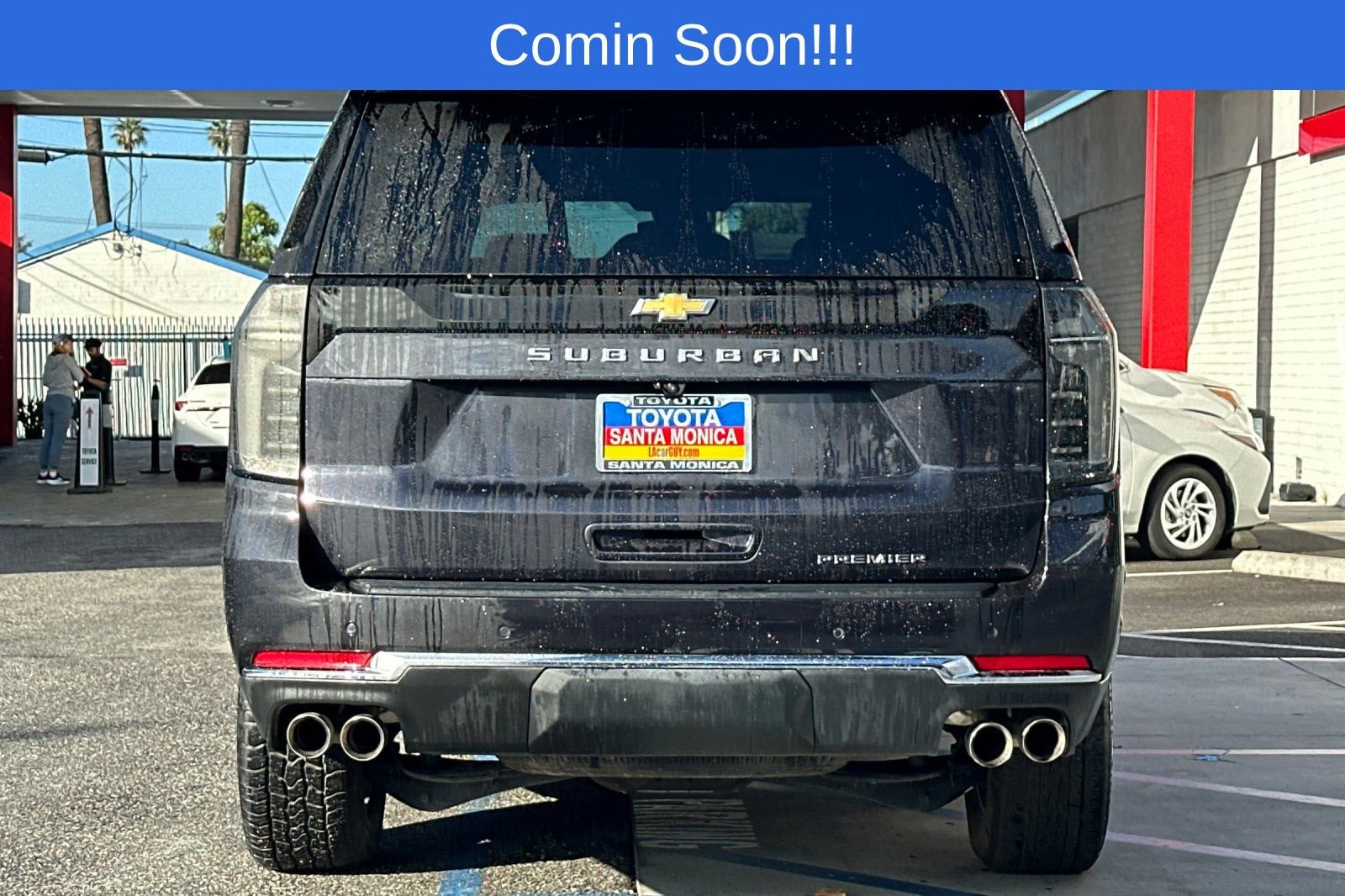 2025 Chevrolet Suburban Premier photo 4