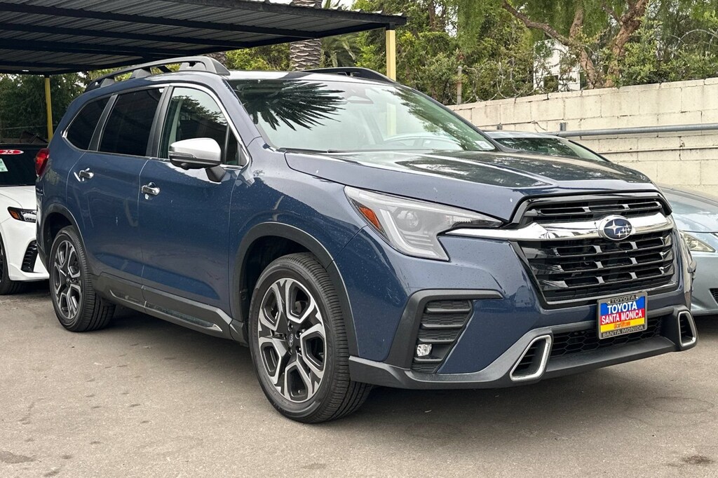 Used 2023 Subaru Ascent Touring SUV