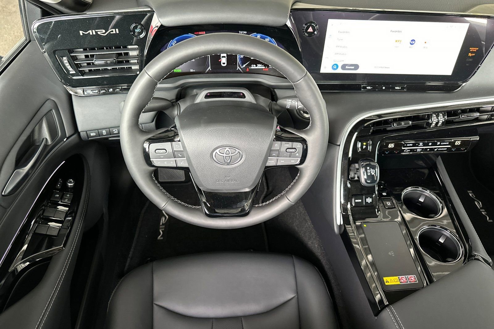 2025 Toyota Mirai XLE - Photo 16