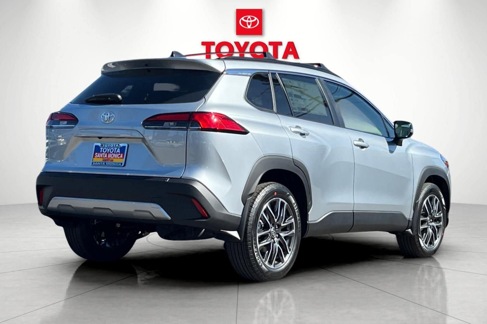 2026 Toyota Corolla Cross XLE photo 2