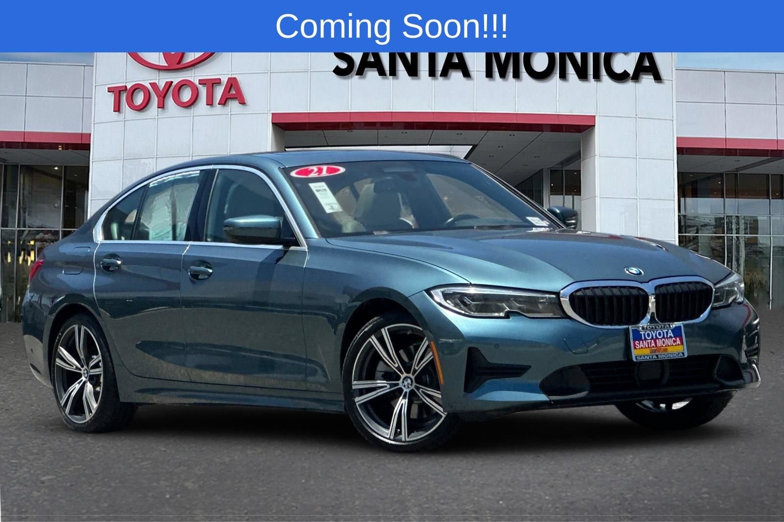 2021 BMW 3 Series 330e Sedan's photo